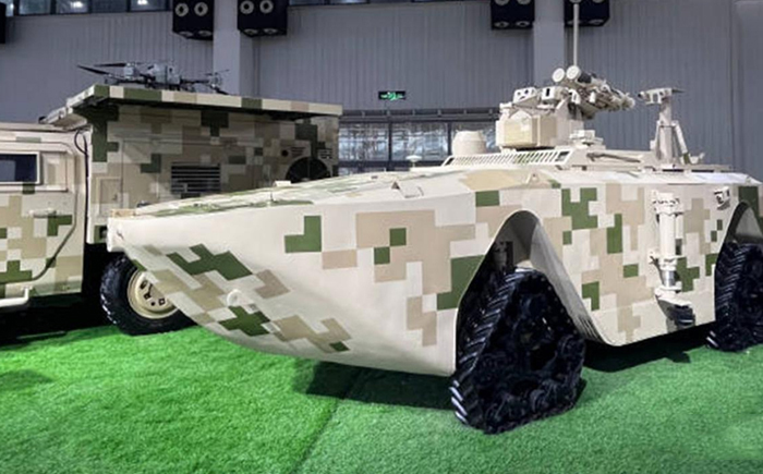 “海上蛟龍”國產兩棲無人戰車驚艷珠海航展！
