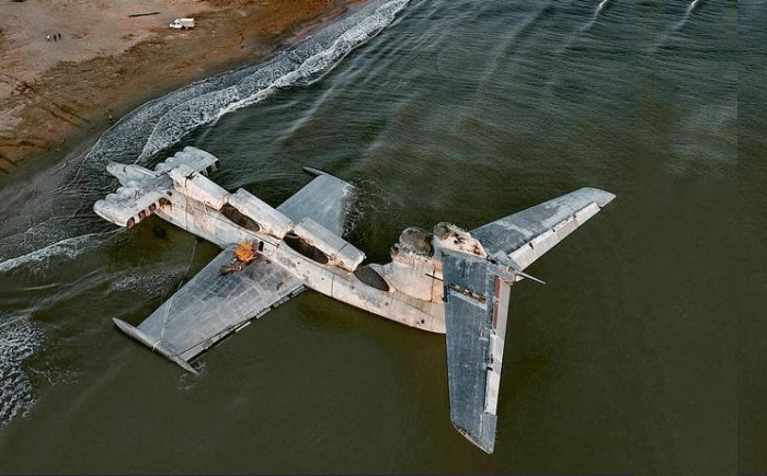 這架飛機會“鐵掌水上漂”，你會嗎？4.png